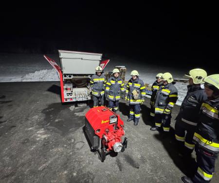 Monatsübung Jänner - Gerätekunde und Inbetriebnahme von Einsatzfahrzeugen