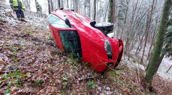 Der erste Schnee führte zu ersten Unfällen...