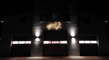 Ein schönes Weihnachtsfest und Prosit im Jahr 2026